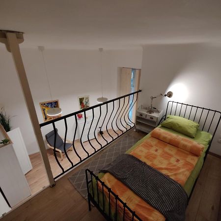 Calm, Artistic Apartment 9Th Distric Central City Budapest Exterior photo